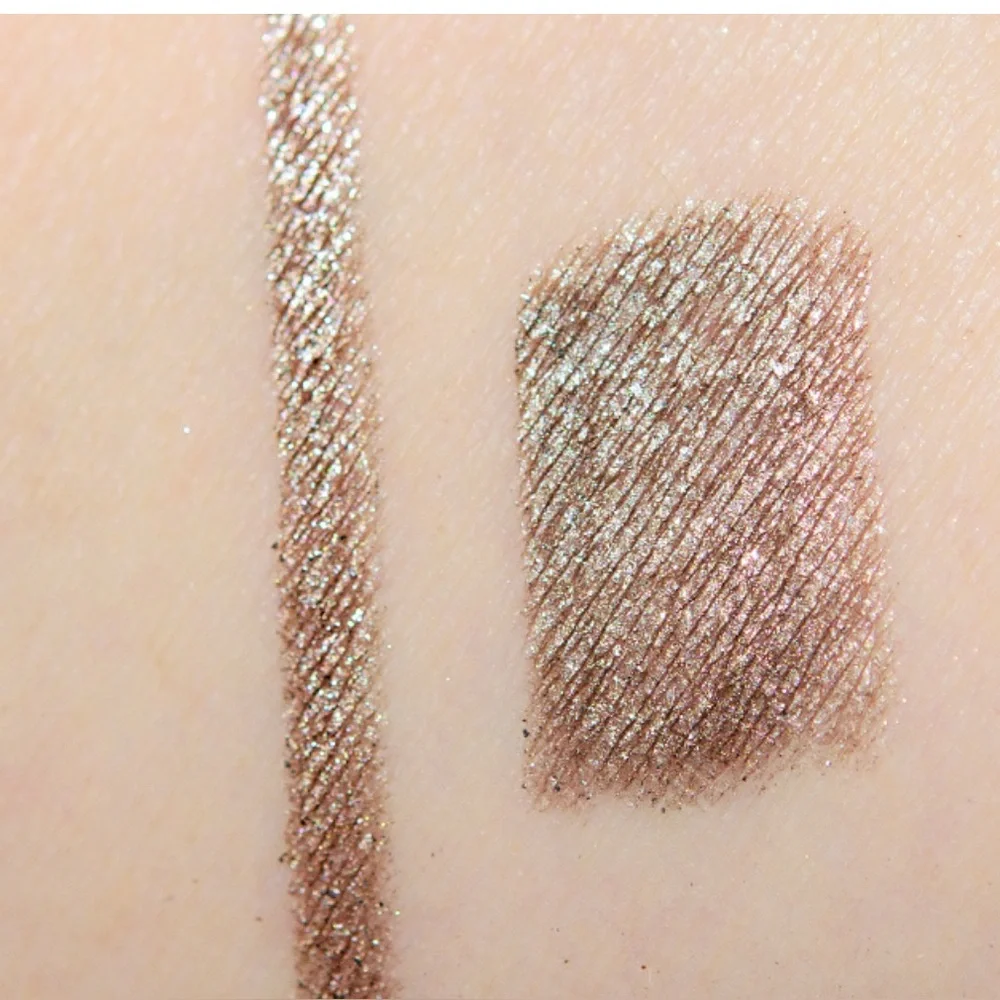 Marc Jacobs 110 Pewter Please! Highliner